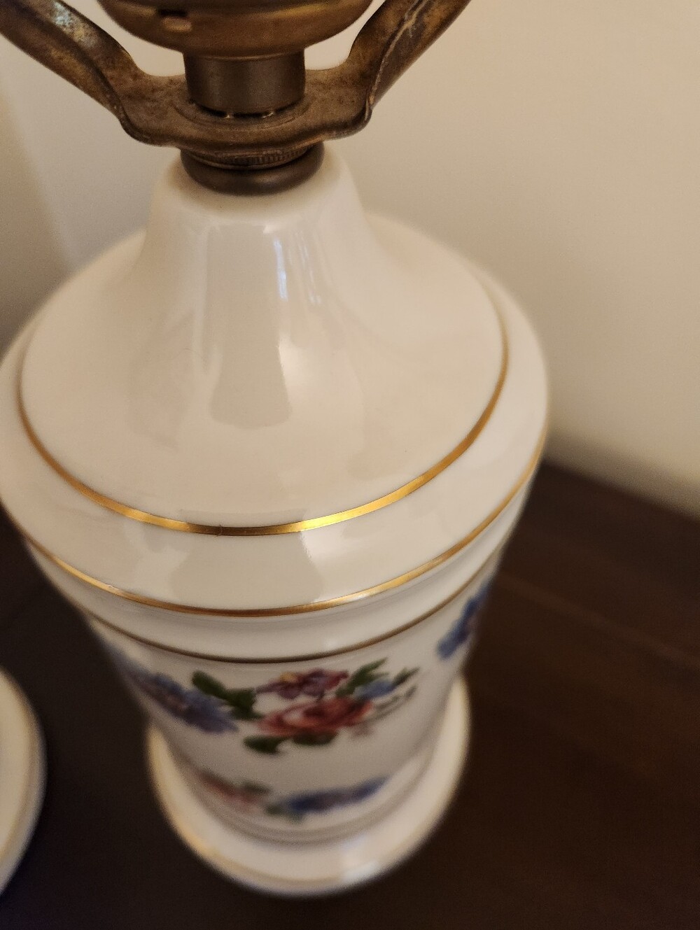 Set of 2 Vintage Floral Porcelain Lamps English Cottage/French Country, 19" Tall - Picture 4 of 11